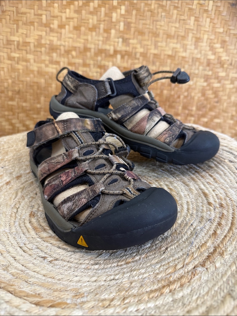 KEEN Newport H2 Camo Sport Sandals Hiking Water Shoes Women’s US 5 - Picture 1 of 9